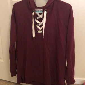 Women’s long sleeve top